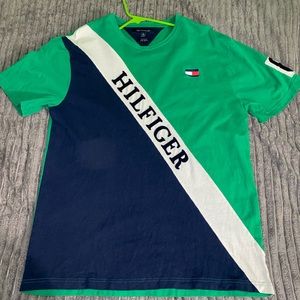 Tommy Hilfiger tee shirt